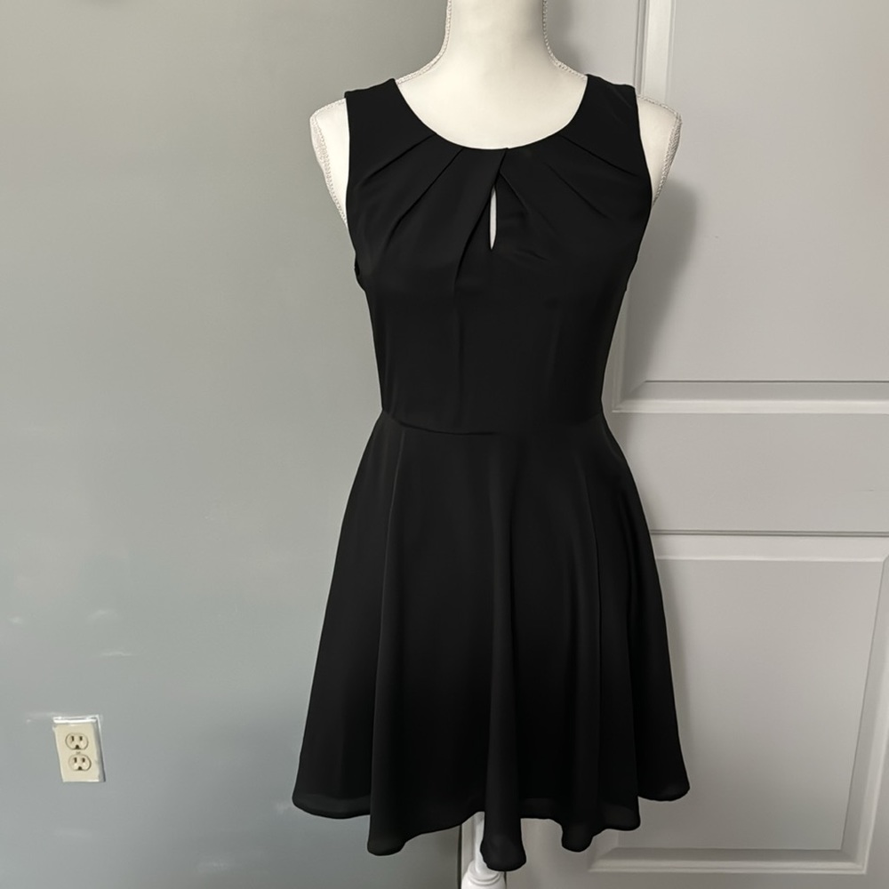 Express sleeveless Black Dress- Size 4